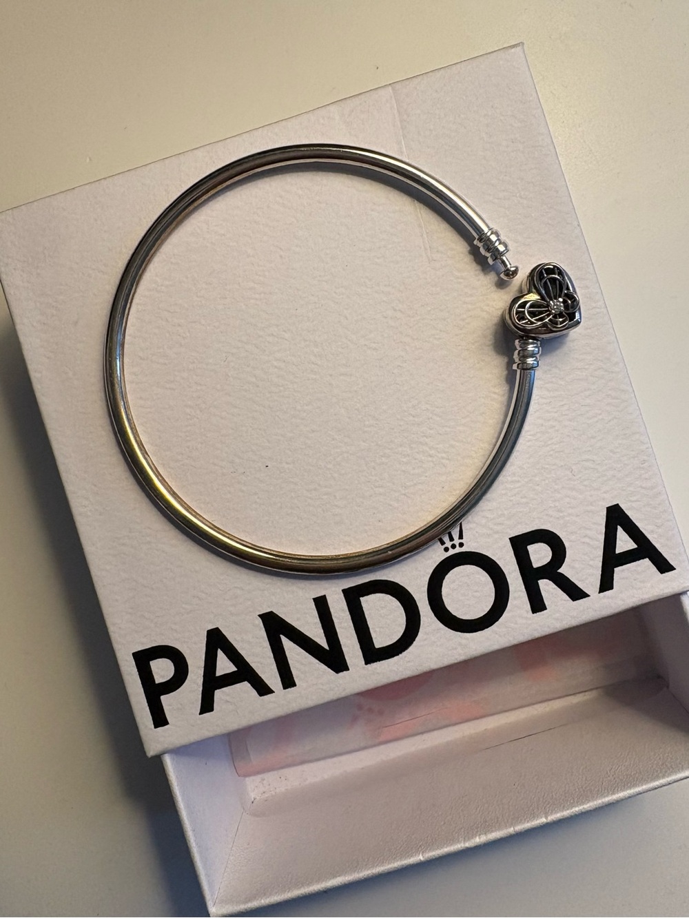 NWB Pandora Moments Silver Heart and Butterfly Clasp Bangle